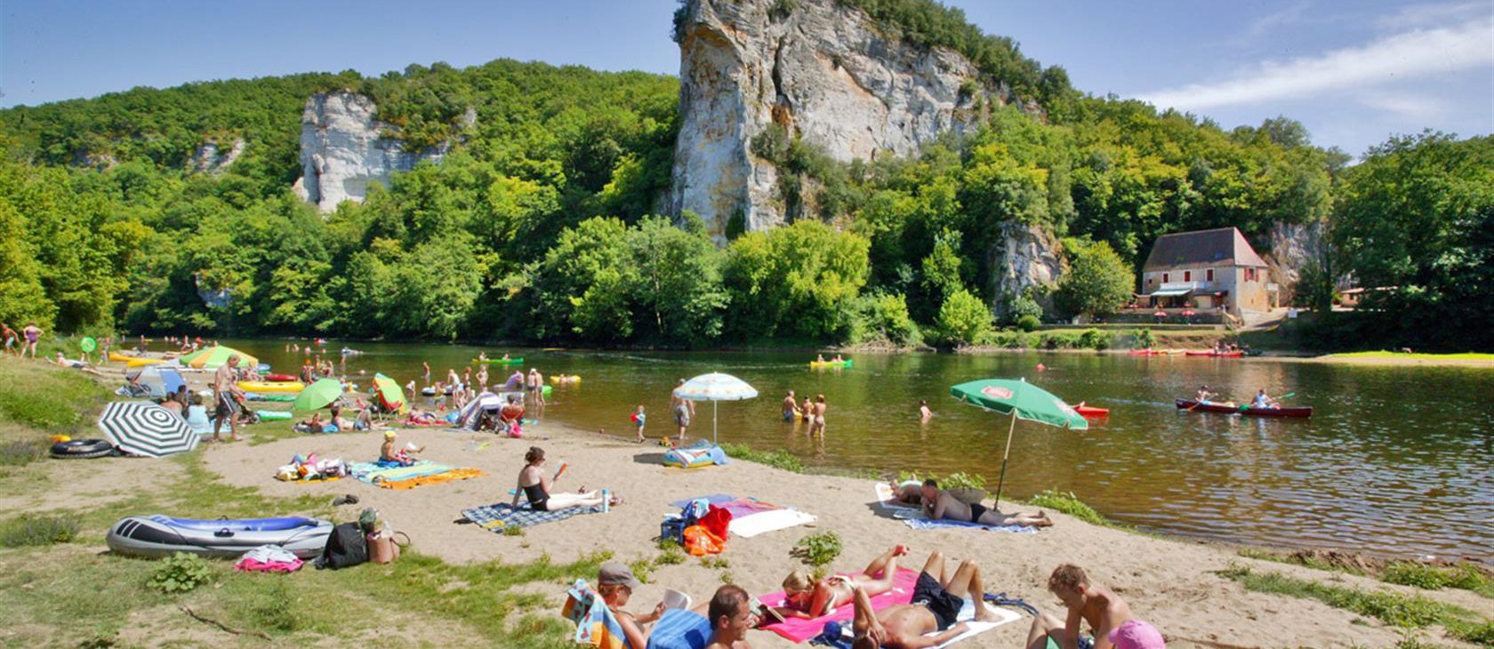 Top 3 des campings en bord de rivière en Dordogne
